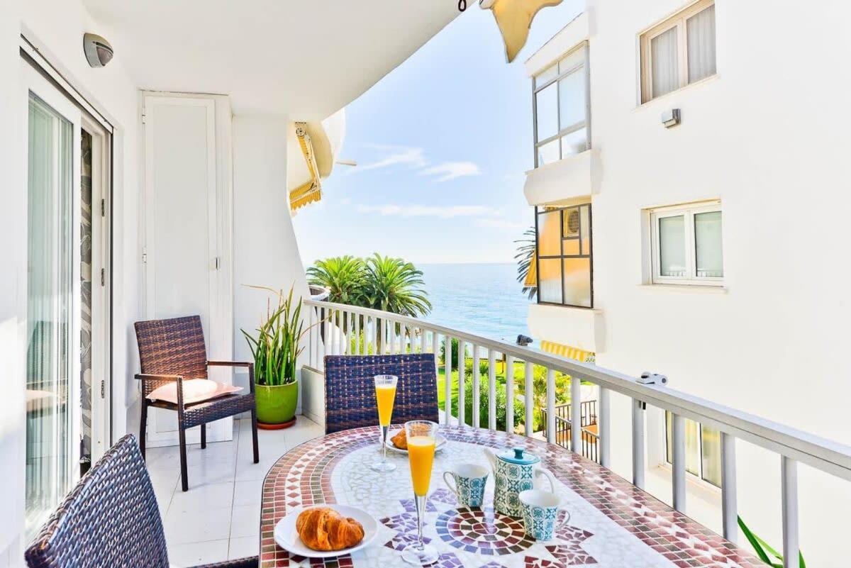 Acapulco Playa Apartment Nerja Exterior photo