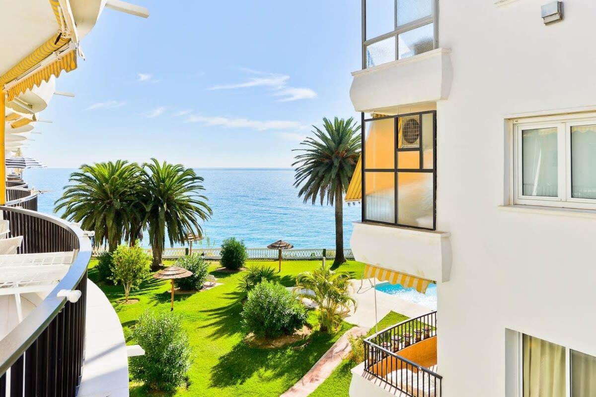 Acapulco Playa Apartment Nerja Exterior photo