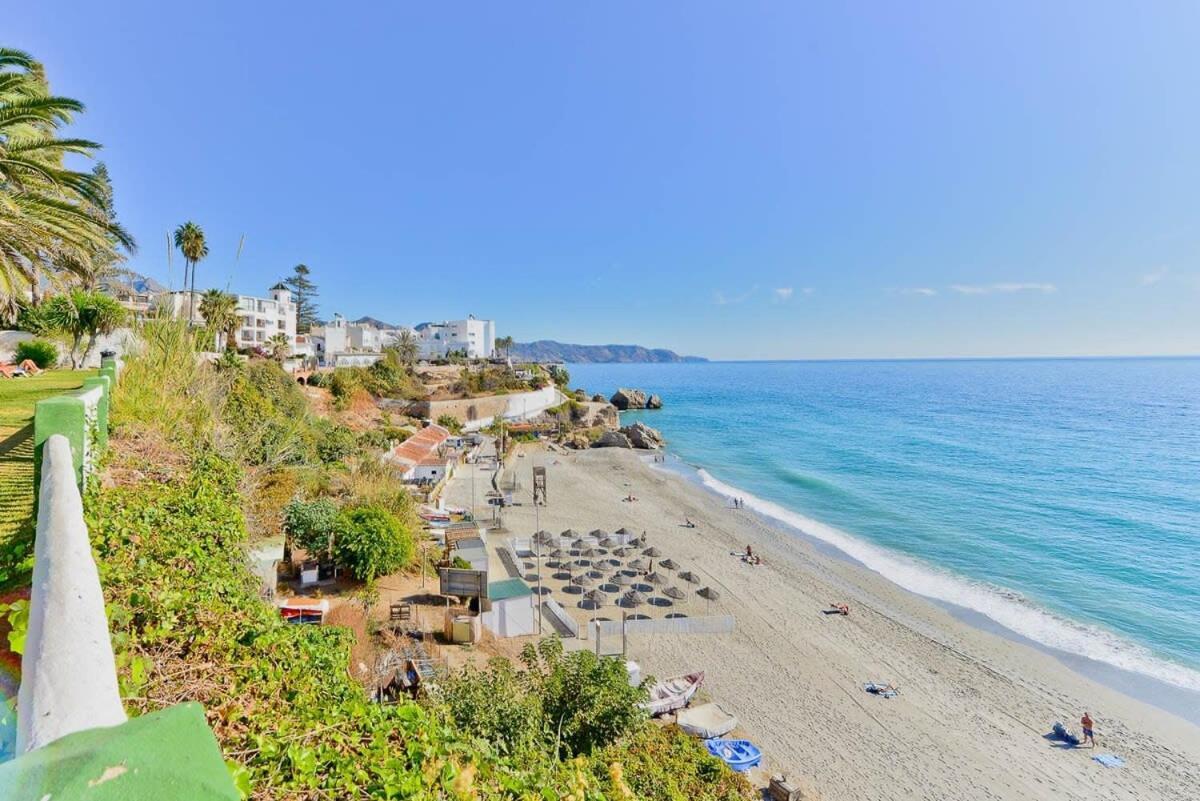 Acapulco Playa Apartment Nerja Exterior photo